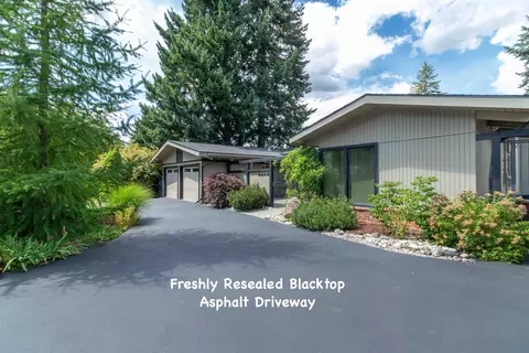 2111 E 34th Ave, Spokane, WA 99203 photo 2