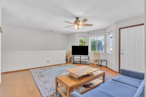 3228 E 29th Ave, Spokane, WA 99223 photo 4