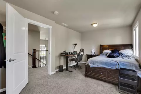 Bedroom - 726 E Colbert Rd, Colbert, WA 99005 photo 4 of 5