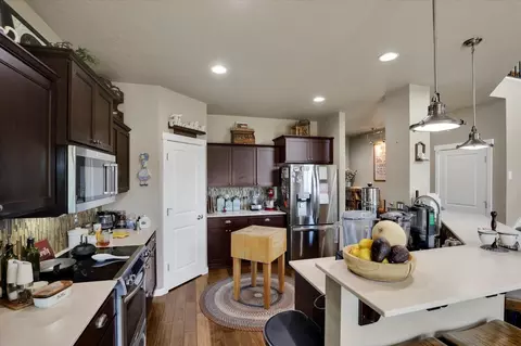 Kitchen - 726 E Colbert Rd, Colbert, WA 99005 photo 1 of 3