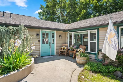 222 N Pierce Rd, Spokane Valley, WA 99206