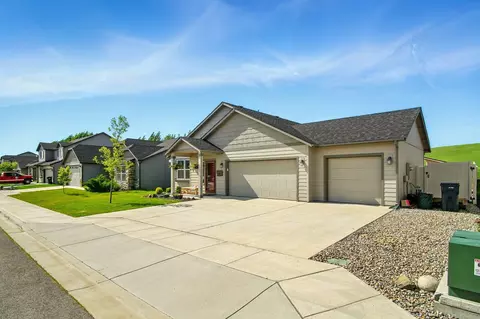 729 Condor Dr, Cheney, WA 99004
