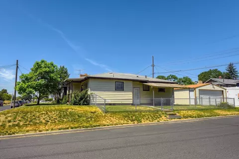 1529 E Walton Ave, Spokane, WA 99207 photo 31