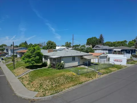 1529 E Walton Ave, Spokane, WA 99207 photo 28