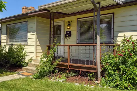 1529 E Walton Ave, Spokane, WA 99207 photo 35