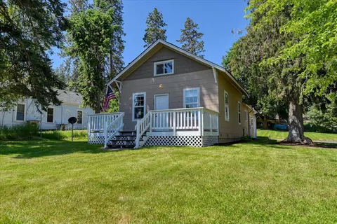 208 S Weaver St, Rockford, WA 99030