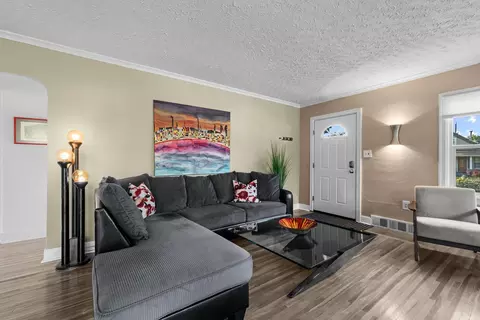 824 E 38th Ave, Spokane, WA 99203 photo 9