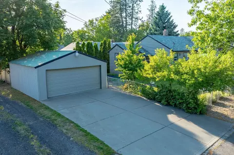 824 E 38th Ave, Spokane, WA 99203 photo 37