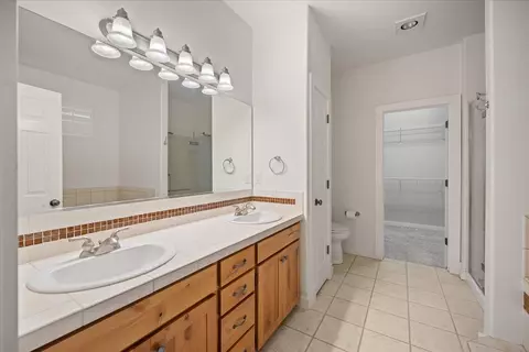Bath - 404 W Trail Ridge Ct, Spokane, WA 99224 photo 1 of 4