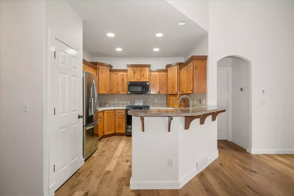 Kitchen - 404 W Trail Ridge Ct, Spokane, WA 99224 photo 1 of 3