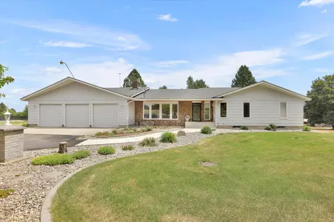 5215 S Conklin Rd, Greenacres, WA 99016