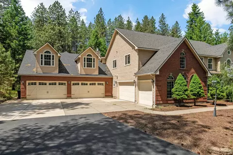 16417 N Napa Ln, Spokane, WA 99208