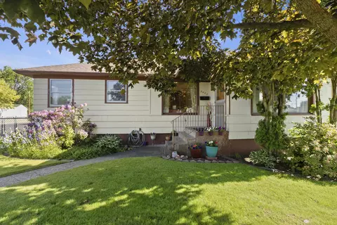 2403 W Crown Ave, Spokane, WA 99205