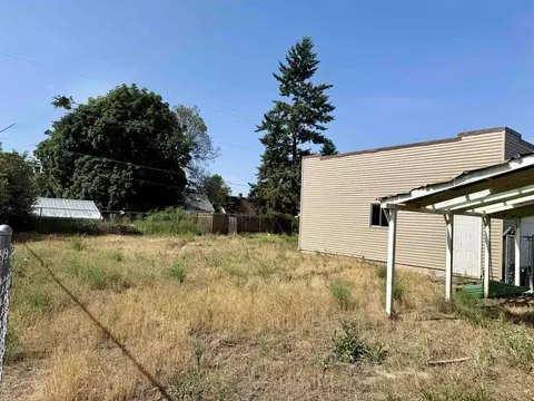2228 E Hoffman Ave, Spokane, WA 99207 photo 14
