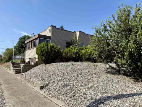 2228 E Hoffman Ave, Spokane, WA 99207 photo 3