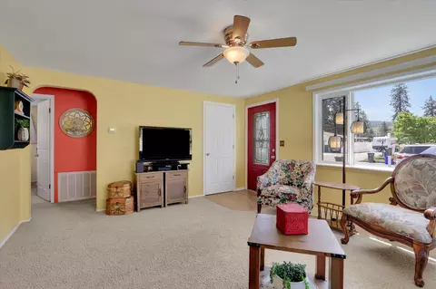 7401 E 10th Ave, Spokane Valley, WA 99212 photo 8