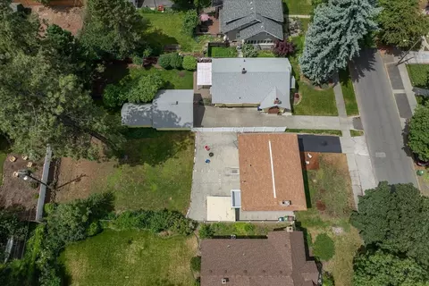 View/Area - 426 E 17th St, Spokane, WA 99203 photo 5 of 8