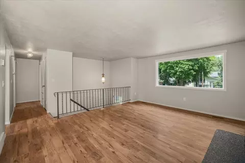 Living - 426 E 17th St, Spokane, WA 99203 photo 2 of 6