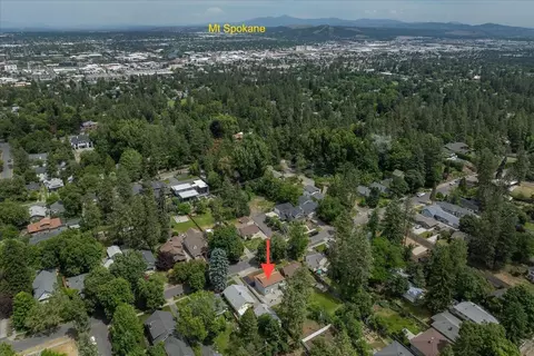 View/Area - 426 E 17th St, Spokane, WA 99203 photo 1 of 8