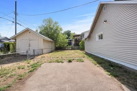 Exterior - 801 E Longfellow Ave, Spokane, WA 99207 photo 4 of 6