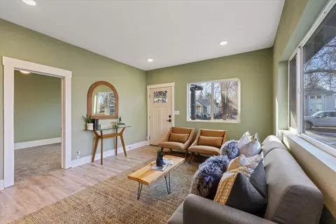 1409 E 36th Ave, Spokane, WA 99203 photo 9