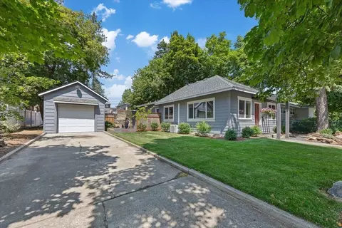 1409 E 36th Ave, Spokane, WA 99203 photo 4