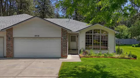8410 N Pine Meadows Ln #8410, Nine Mile Falls, WA 99026
