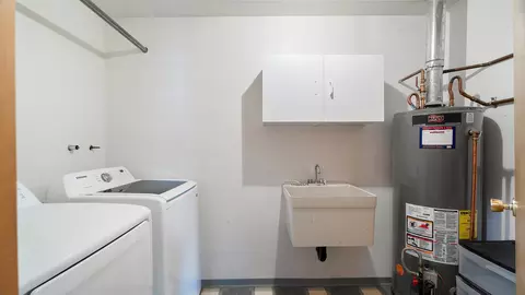 3908 E 26th Ave, Spokane, WA 99223 photo 17