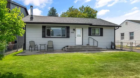 3908 E 26th Ave, Spokane, WA 99223 photo 2