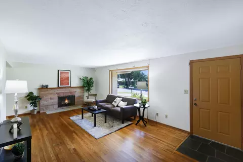 13703 E 26th Ave, Spokane Valley, WA 99216 photo 3
