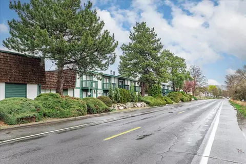 2121 E Upriver Dr Apt Unit UNIT 61, Spokane, WA 99207 photo 27