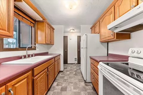 2121 E Upriver Dr Apt Unit UNIT 61, Spokane, WA 99207 photo 16