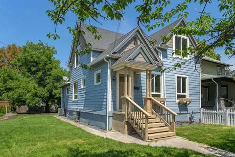 Exterior - 215 E 18th Ave, Spokane, WA 99203 photo 3 of 10