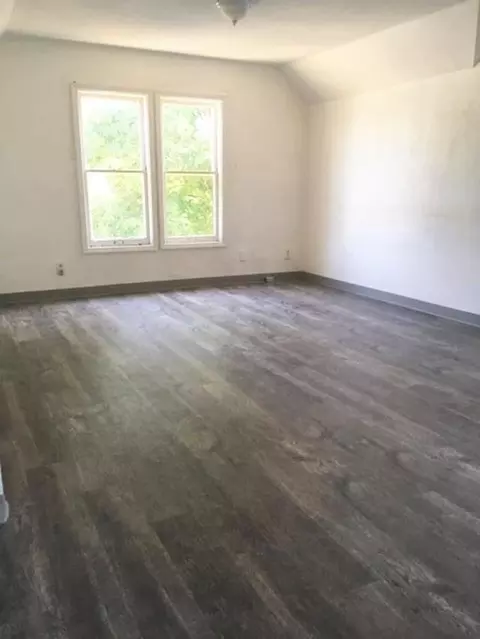 Bedroom - 1304 W Maxwell Ave, Spokane, WA 99201 photo 1 of 2