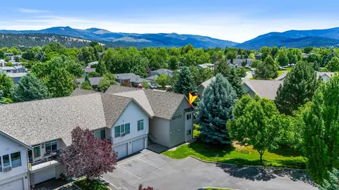 22855 E Country Vista Dr #473, Liberty Lake, WA 99019