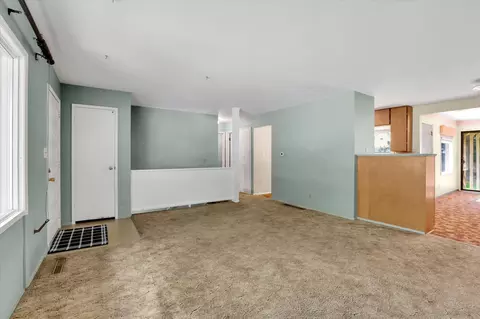1718 E 39th Ave, Spokane, WA 99203 photo 4