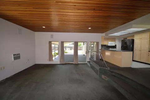 Living - 7516 E Baldwin Ave, Spokane Valley, WA 99212 photo 3 of 7