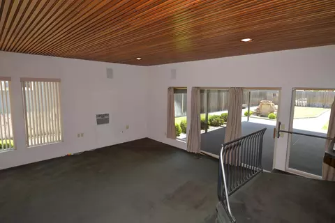 Living - 7516 E Baldwin Ave, Spokane Valley, WA 99212 photo 2 of 7