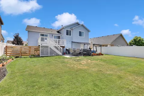 Exterior - 1707 E Vanetta Ave, Spokane, WA 99217 photo 5 of 7