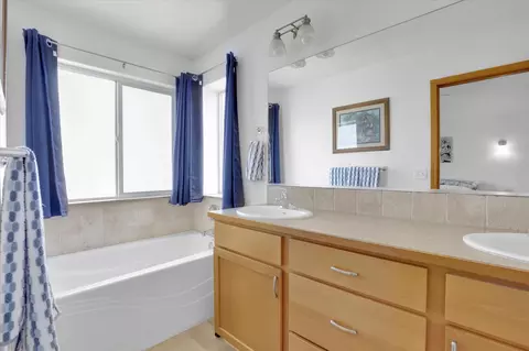 Bath - 1707 E Vanetta Ave, Spokane, WA 99217 photo 1 of 4