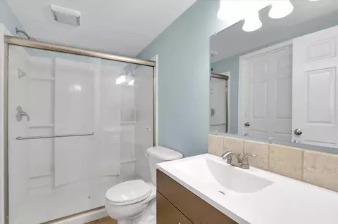 Bath - 1707 E Vanetta Ave, Spokane, WA 99217 photo 4 of 4