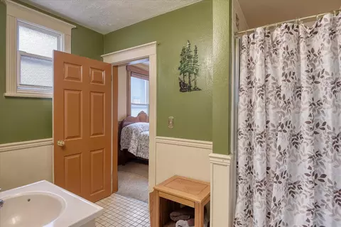 1824 E Gordon Ave, Spokane, WA 99207 photo 16