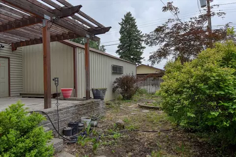 1824 E Gordon Ave, Spokane, WA 99207 photo 35