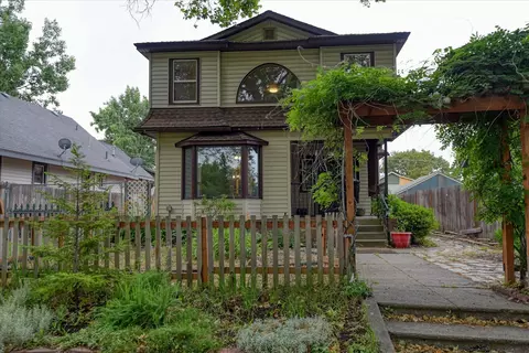 1824 E Gordon Ave, Spokane, WA 99207