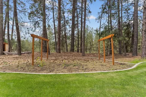 Exterior - 7617 S Cedar Rd, Spokane, WA 99224 photo 7 of 15