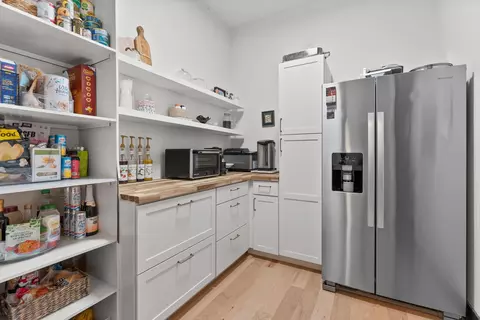 Kitchen - 7617 S Cedar Rd, Spokane, WA 99224 photo 4 of 4