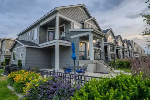 2303 W Bridge Ave, Spokane, WA 99201