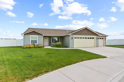818 S Apple Pl, Spokane, WA 99224