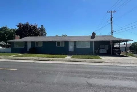 4218 N Addison St #4220 N ADDISON ST, Spokane, WA 99207