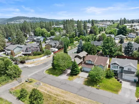 View/Area - 3224 E 42nd Ave, Spokane, WA 99223 photo 4 of 10